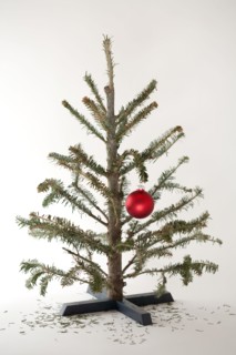 Small Christmas tree with single ornament