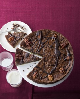 Chocolate pecan fudge tart and milk