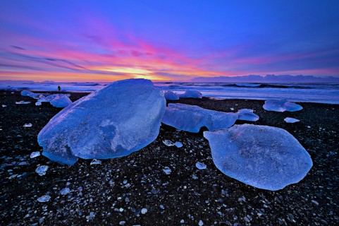 Glaciers melting on arctic beach