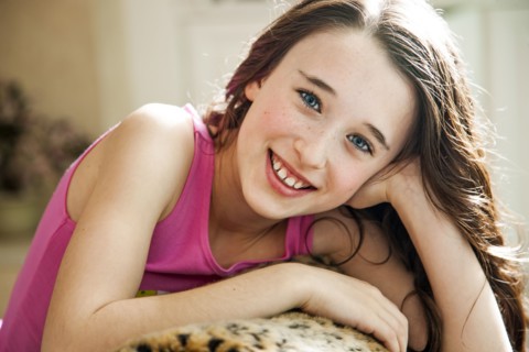 Close up of smiling girl