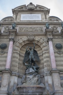Low angle view of Fontaine Sant Michel