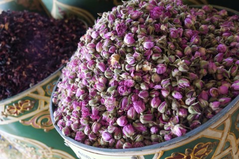 Dried roses for sale in medina