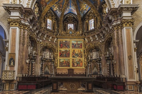 Altar in St Mary's Cathedral