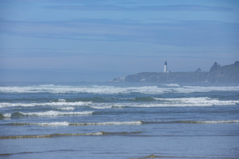 USA, Oregon, Newport, Lighthouse at Yaquina Head Outstanding Natural Area