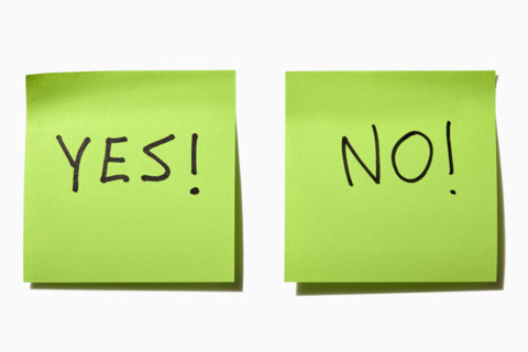 Yes and No written on green post it votes