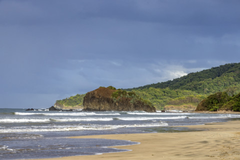 Costa Rica, Guanacaste, Playa Grande, Sea waves