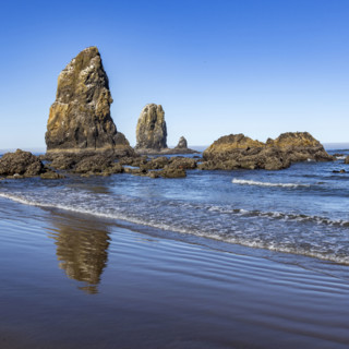 Cannon Beach rock formations at low tide. , Oregon, USA.
