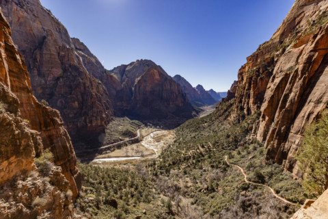 View southwards into Zion Canyon from Angels Landing trail, Zion National Park, Utah, USA.