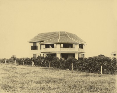 Railway house and garden. A railway house, property of the Kenya & Uganda Railways, used to