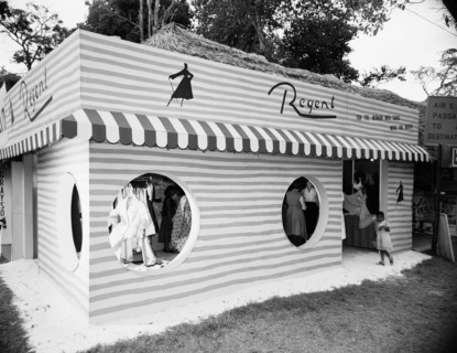 Regent stand at the Royal Show. The novel exterior of the Regent outfitters stand at the Royal Show