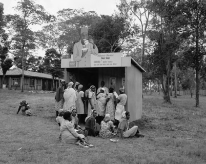 Knorr-Swiss stall at the Royal Show. A group of African women congregate around a Knorr-Swiss stall
