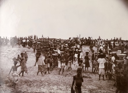 Digging the Victoria Reservoir. Labourers dig up the Victoria Reservoir, also known as 'King Bin'.