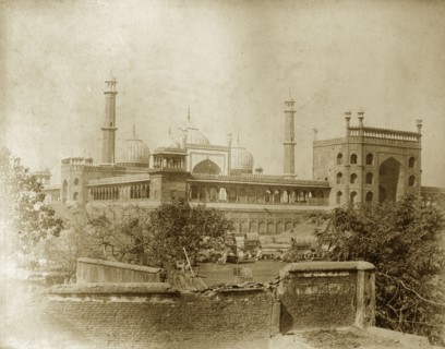 The Jama Masjid, Delhi. The Jama Masjid, the largest mosque in Delhi, built during the reign of