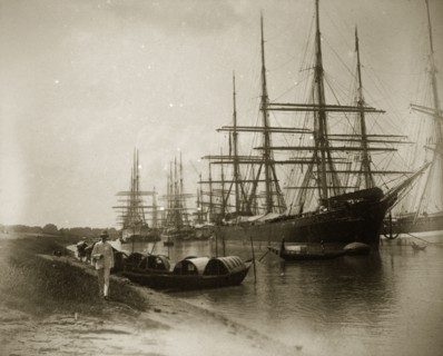 Vessels on the Hooghly River. A number of East Indiamen sailing ships are moored on the Hooghly