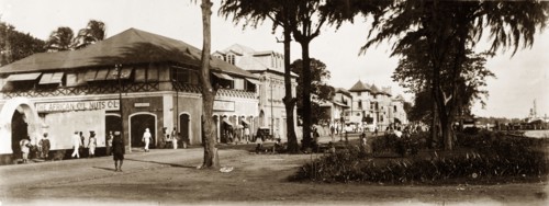 Lagos marina, Nigeria. View of the street running along the marina at Lagos, showing a building