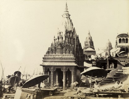 Scindia Ghat and Manikarnika Ghat. The temples of Scindia Ghat and Manikarnika Ghat, located on the