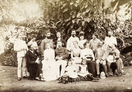Christmas in the Botanical Gardens. Informal group portrait of 17 European men, women and children