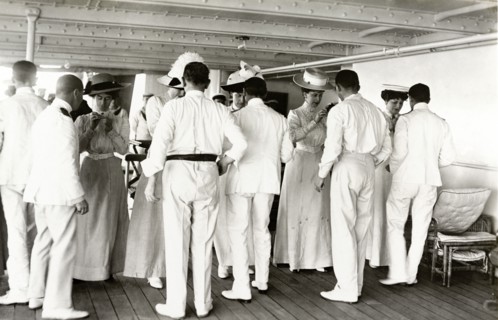Royal thread-needle race. Queen Mary and her Ladies in Waiting participate in a thread-needle race