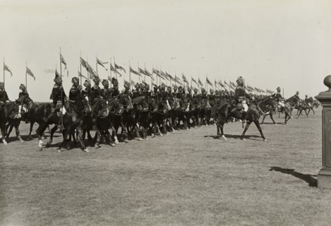 Indian cavalry parade at Delhi. An Indian cavalry regiment march past with standards at the