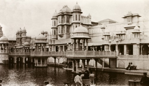 Franco-British Exhibition. The 'Court of Honour' at the Franco-British Exhibition, an elaborate