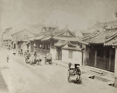 Thian Hock Keng Temple. View of Thian Hock Keng Temple, located in Telok Ayer Street. 'Jinrikishas'