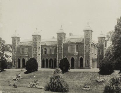 Government House, Perth. View of Perth's Government House, located in the city's business district