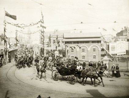 Royal parade through Perth, 1901. A horse-drawn carriage containing the Duke and Duchess of
