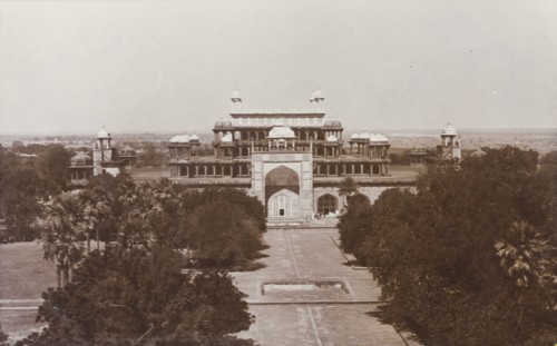 Emperor Akbar's tomb at Sikandra. View of Mughal Emperor Akbar's tomb (r.1556-1605) and the formal