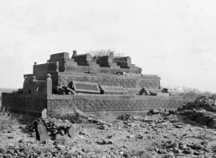 Chaukundi Tombs. An ornately carved sandstone tomb at the Chaukundi Tombs complex. Karachi, Sind,