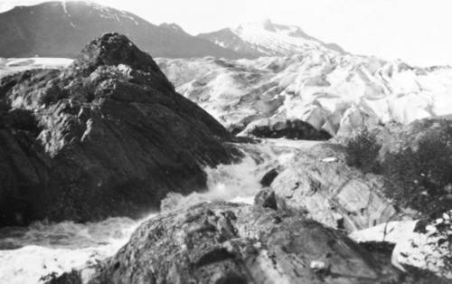Mendenhall Glacier, Alaska. View of the Mendenhall Glacier, an expansive glacier extending from the