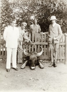 Gordon Leatham with hunting trophy, India. The Elaya Rajah (heir apparent) of Nilambur and Gordon