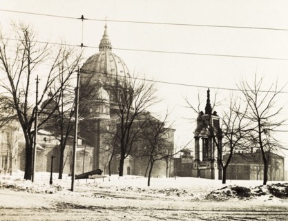 St James Cathedral, Montreal. View of St James Cathedral in Dominion Square (Dorchester Square).