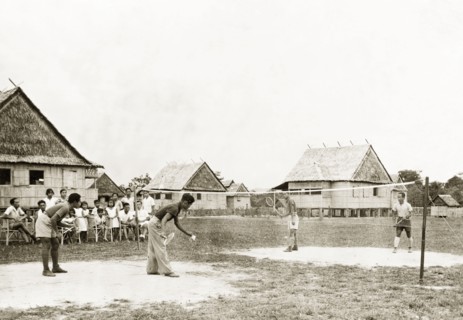 Playing badminton at Keningau Health Centre. Teachers and students at Keningau Health Centre play a