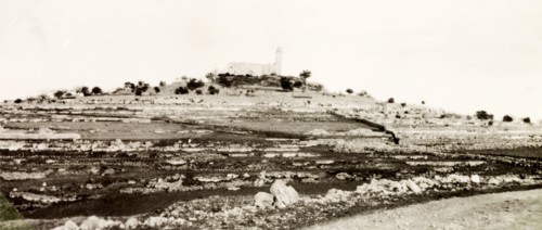 The mosque at Nabi Samwil. A mosque with a prominent minaret stands on a hilltop in the village of