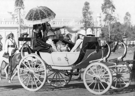 Nawab Station to Khasbag Palace. The Nawab of Rampur and Sir Maurice Hallett drive in a carriage