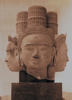 Fragment of a statue of Brahma in Bakheng style