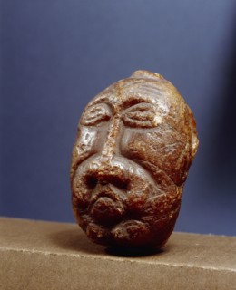 Amber head