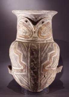 Ceramic olla or jug with geometric decoration