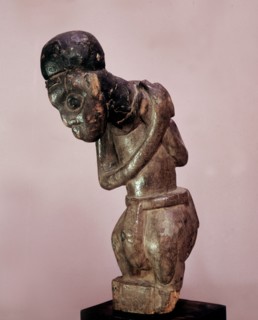 Figurine of a royal courtier