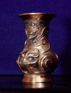 Bronze ritual vessel with gold sheet overlay