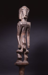 Male figure, probably of an elder or chief, for use in a funerary context