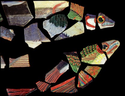 Glass fragment in the form of fish