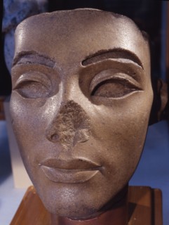 The head of Smenkh Ka Ra, sometimes thought to be Nefertiti