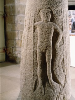 Standing stone of Kervadel, detail