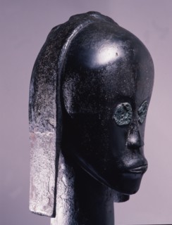 These heads, known as Bieri, were attached to bark boxes containing the skulls and bones of ancestors, both to guard the relics and as a focus for prayers, complaints and sacrifices