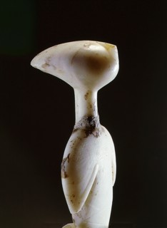 Cycladic figurine   star gazer, it belongs to the Louros type of the Grotta Pelos culture
