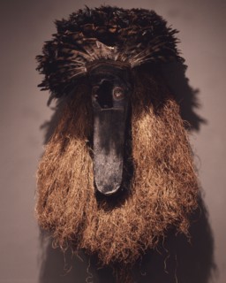 Toma mask, known as Landai and representing a mythical bird, used at initiations, funerals and other ceremonies of the secret Poro society