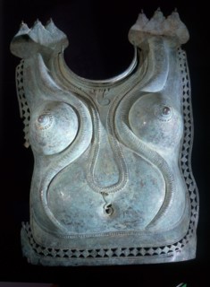 Body mask in the form of a female torso