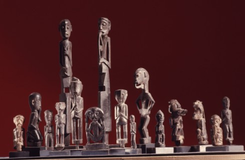 Amulets were used by the Ngaju and neighbouring Dayak peoples to ward off enemies, provide protection in war, and to bring good fortune and health