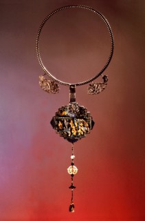 A presentation necklace